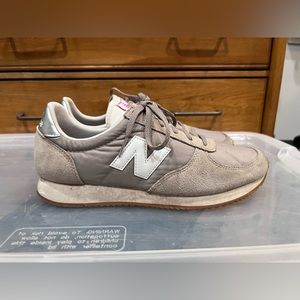 New Balance Grey/Silver 70’s classic style shoe. Size 8.5 Women’s